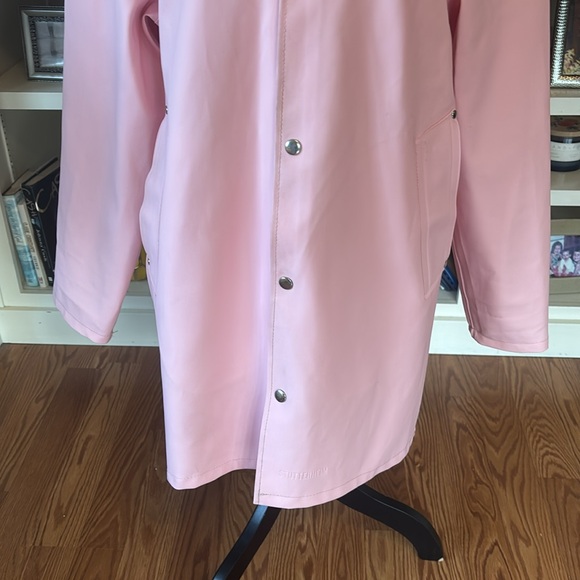 Stutterheim Pale Pink Raincoat with Hood Size Small - Picture 3 of 9